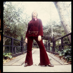 delores_publicity_velvet_250w